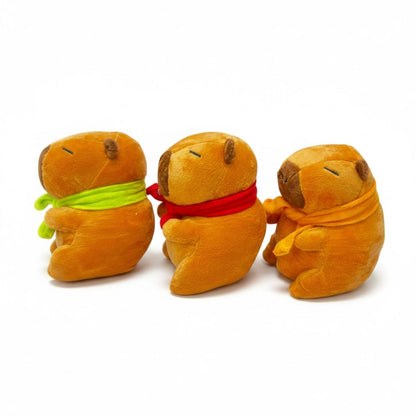PELUCHE DE  CAPIBARA CON BUFANDA 18CM REF.2691